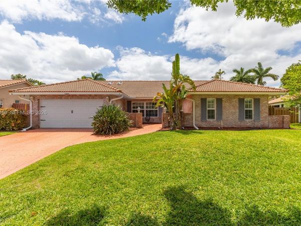 1261 NW 95th Ave , Plantation, FL 33322