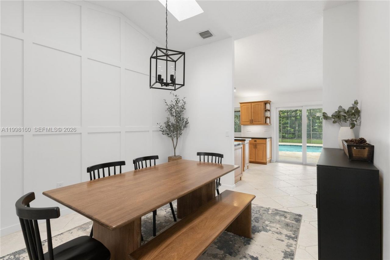 1261 NW 95th Ave, Plantation, FL 33322 Photo