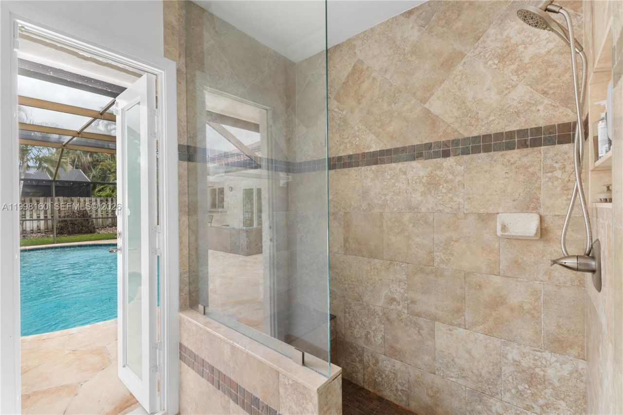 1261 NW 95th Ave, Plantation, FL 33322 Photo