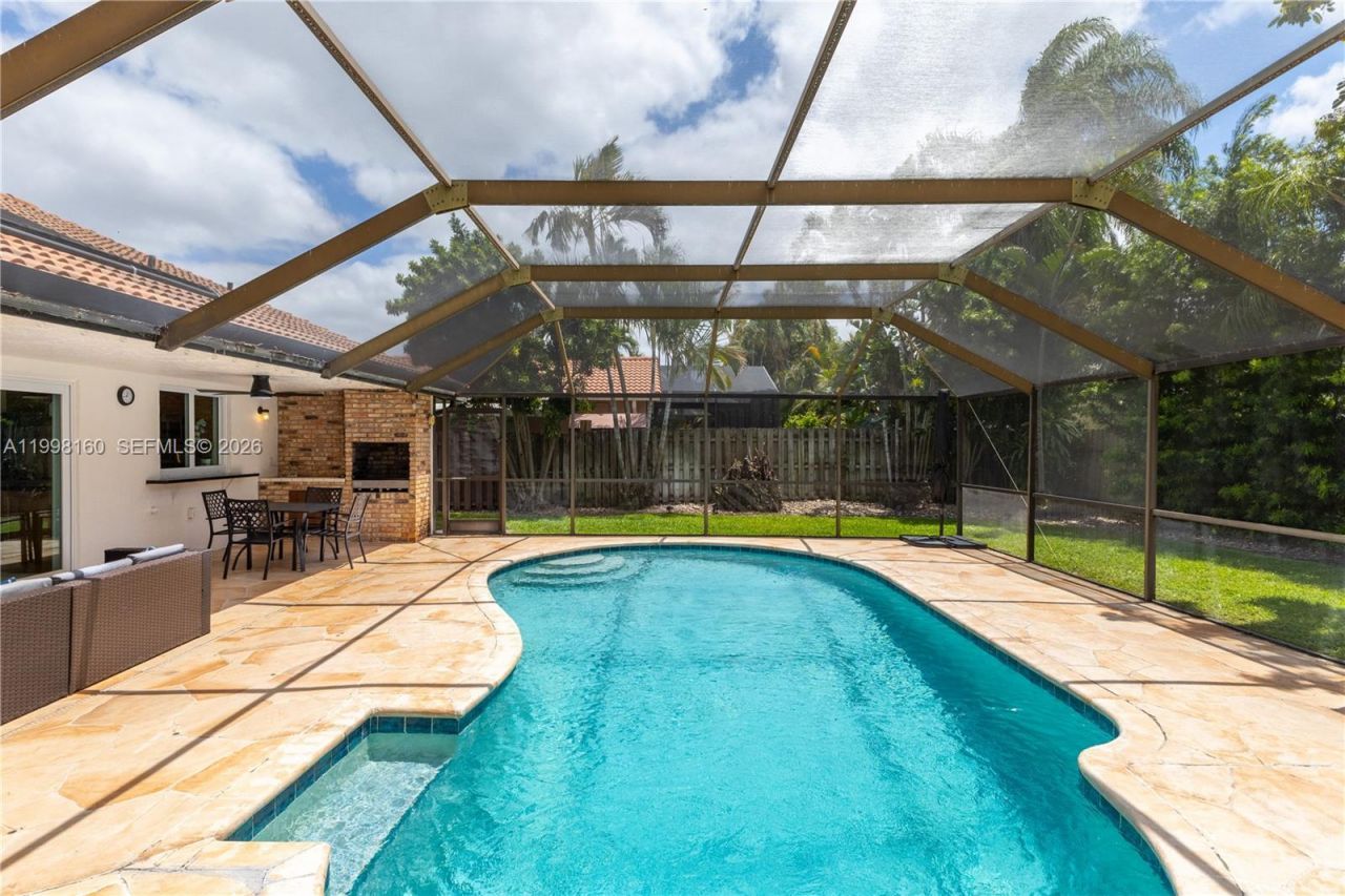 1261 NW 95th Ave, Plantation, FL 33322 Photo