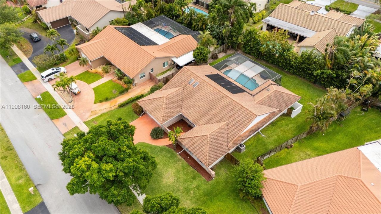 1261 NW 95th Ave, Plantation, FL 33322 Photo