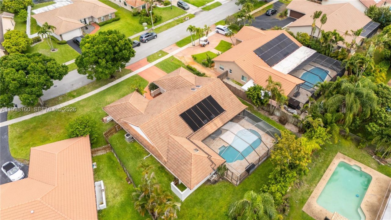 1261 NW 95th Ave, Plantation, FL 33322 Photo