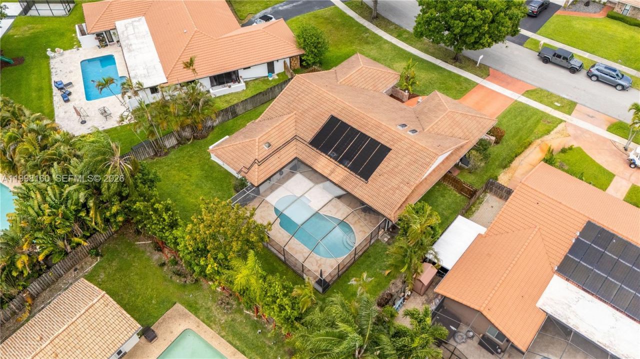 1261 NW 95th Ave, Plantation, FL 33322 Photo