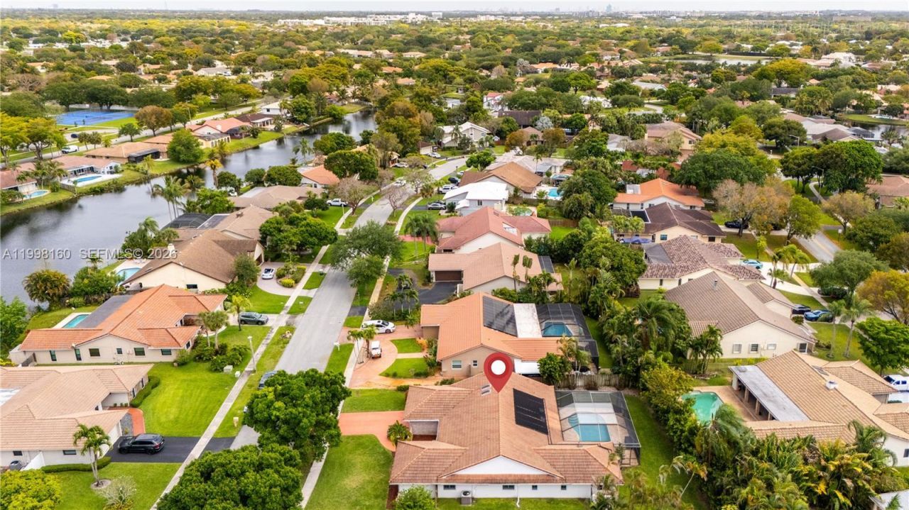 1261 NW 95th Ave, Plantation, FL 33322 Photo