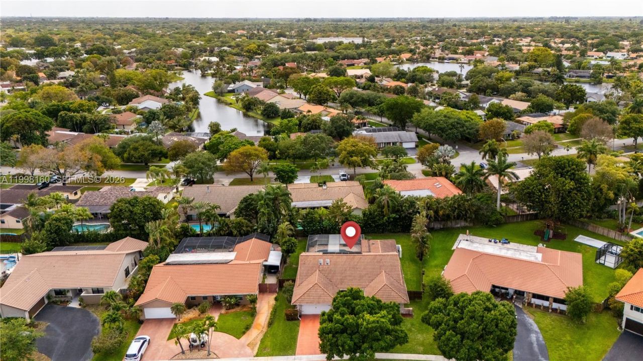 1261 NW 95th Ave, Plantation, FL 33322 Photo