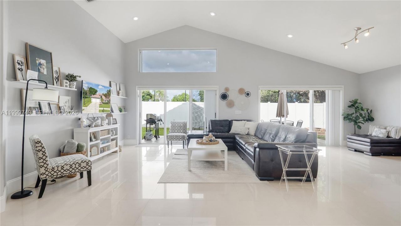 23368 S Serene Meadow Dr S, Boca Raton, FL 33428 Photo