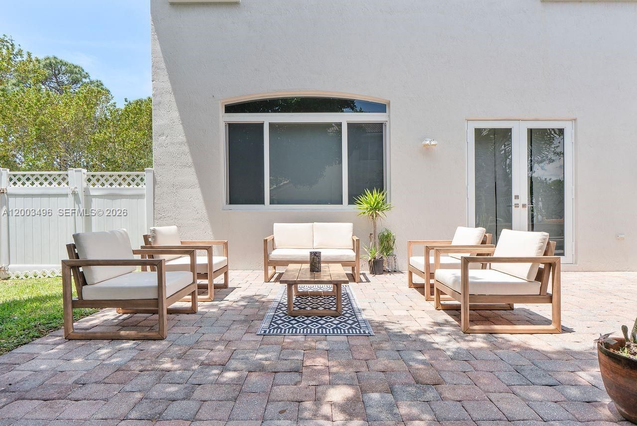 1131 W Magnolia Cir, Delray Beach, FL 33445 Photo