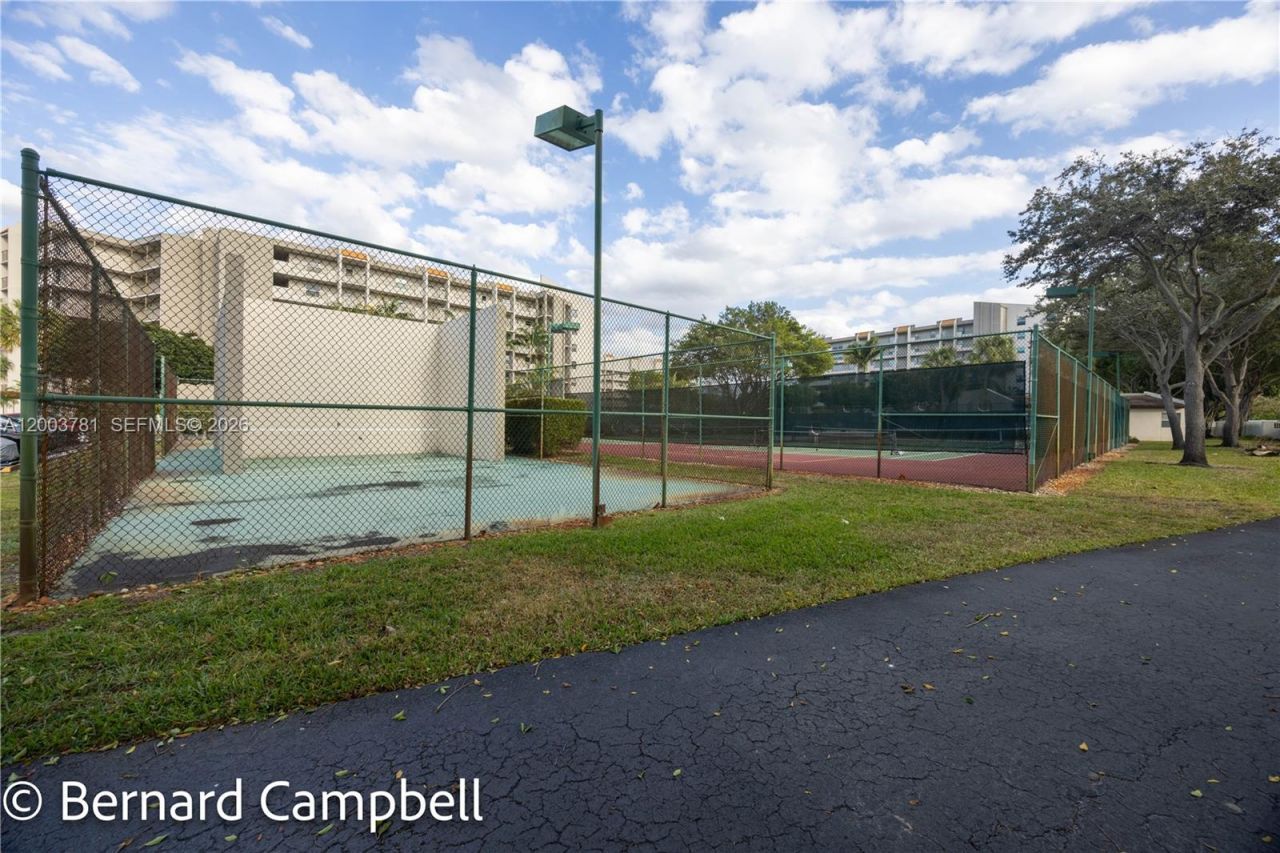 3940 Inverrary Blvd , Unit 403-A, Lauderhill, FL 33319 Photo