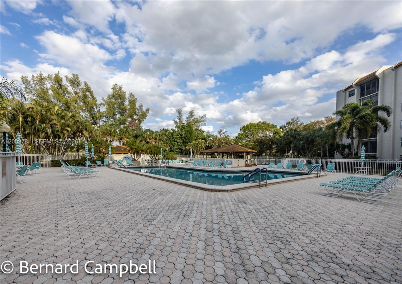 3940 Inverrary Blvd , Unit 403-A, Lauderhill, FL 33319 Photo