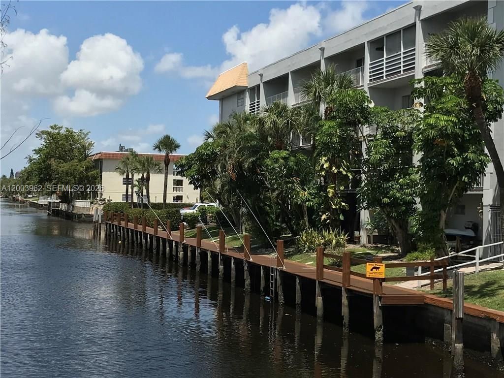 1407 NE 56th St, Unit 301, Fort Lauderdale, FL 33334 Photo