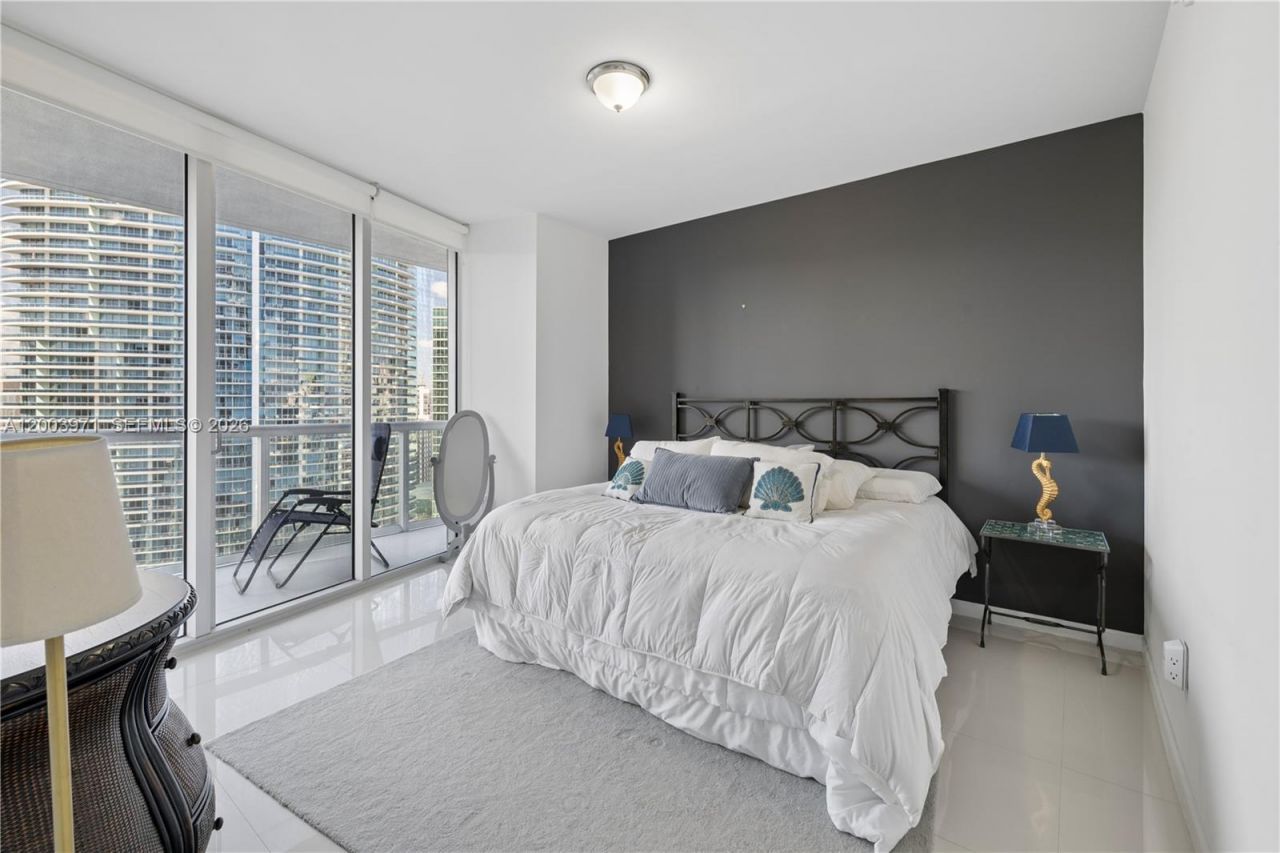 465 Brickell Ave, Unit 3804, Miami, FL 33131 Photo