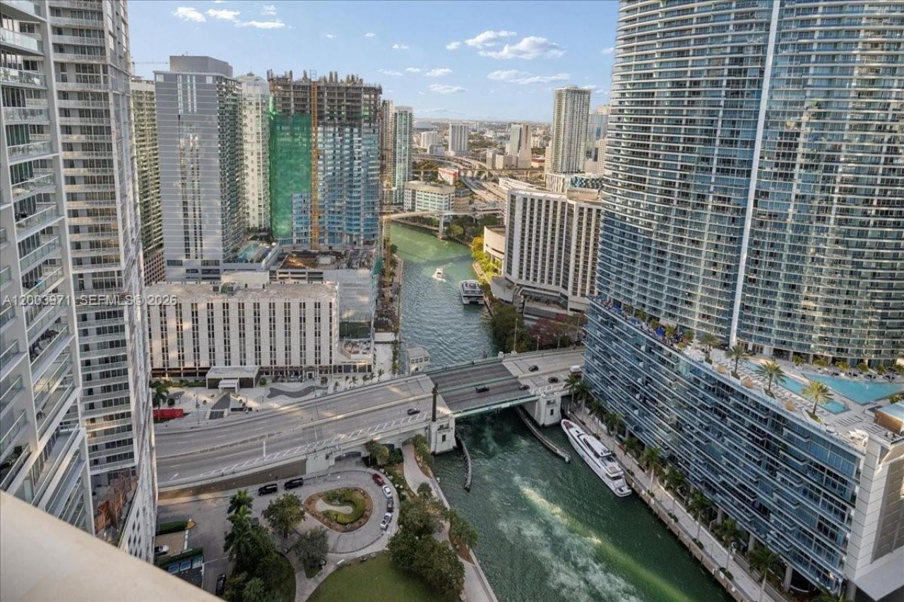 465 Brickell Ave, Unit 3804, Miami, FL 33131 Photo