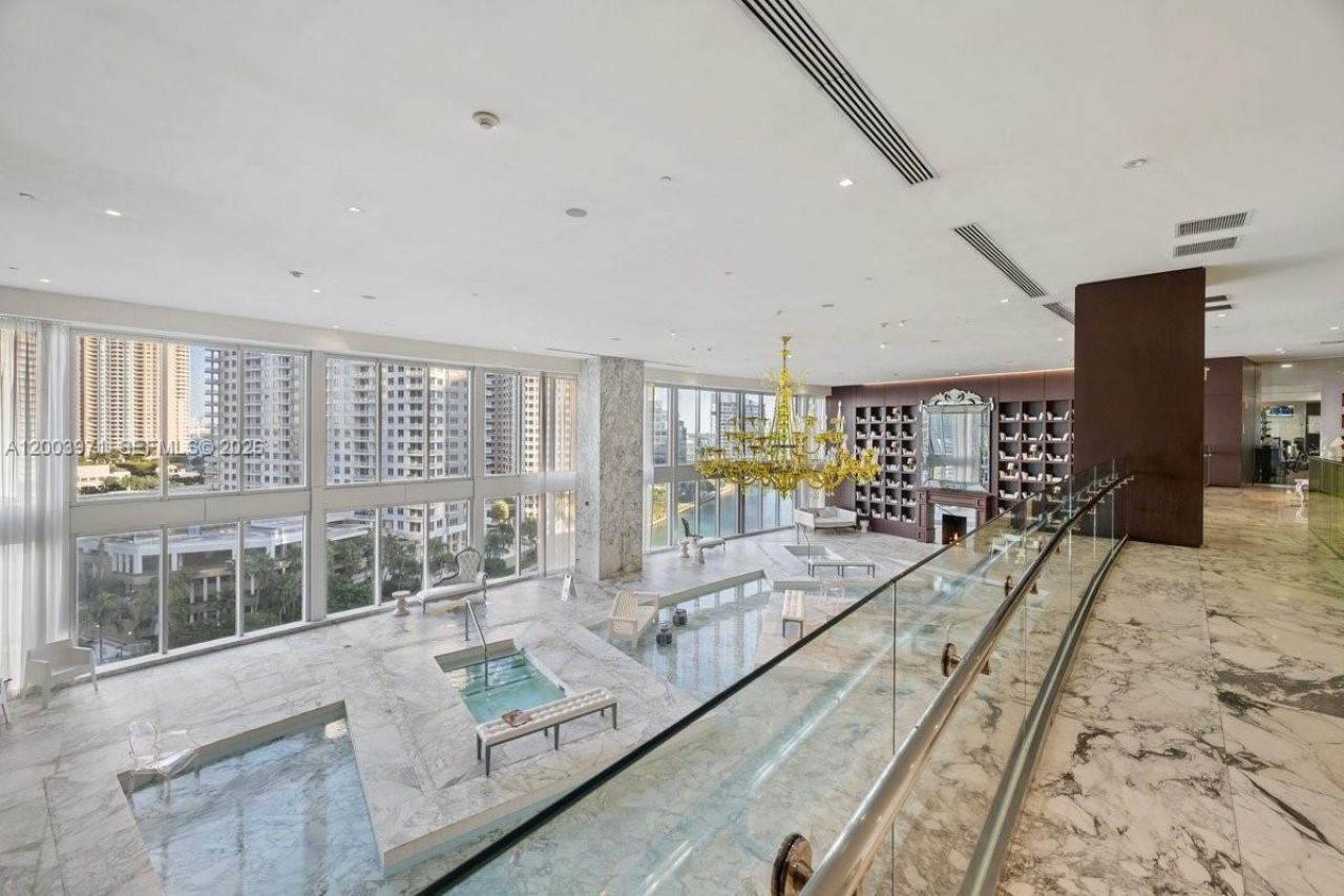 465 Brickell Ave, Unit 3804, Miami, FL 33131 Photo