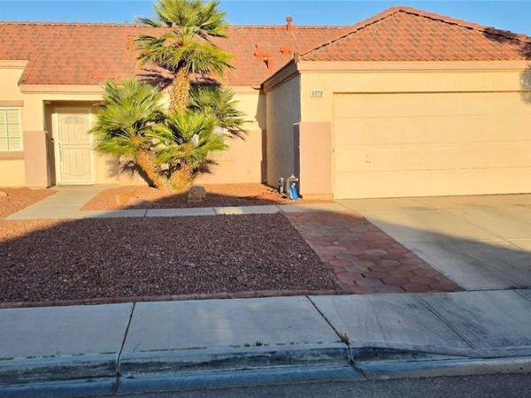 6020 Pele Street , North Las Vegas, NV 89031