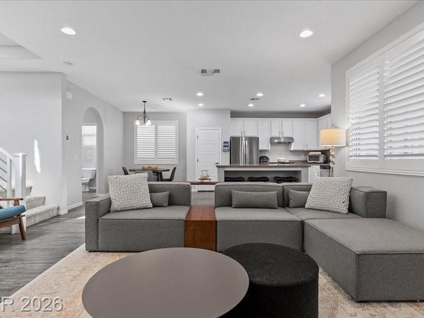 9008 Misty Leaf Avenue , Las Vegas, NV 89148