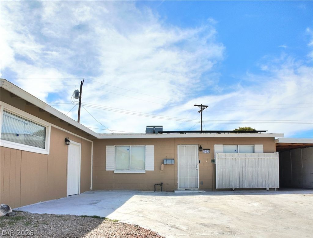 5463 Sir Monahan Street , Las Vegas, NV 89119