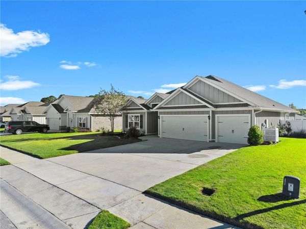 24582 Smarty Jones Circle, Daphne, AL 36526