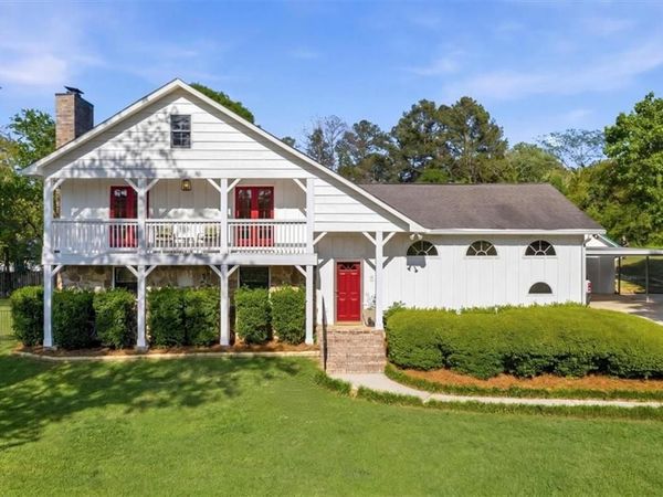 3 Faith Drive SE, Silver Creek, GA 30173