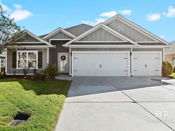 24582 Smarty Jones Circle, Daphne, AL 36526
