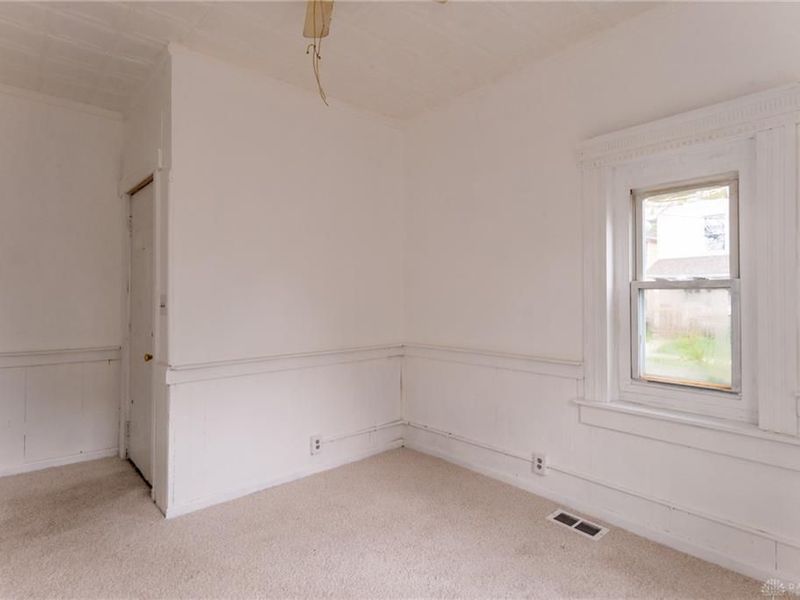 2039 Howard Avenue, Middletown, OH 45044 Photo 3