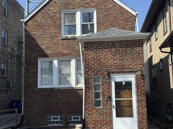 515 N Humphrey Avenue , Oak Park, IL 60302