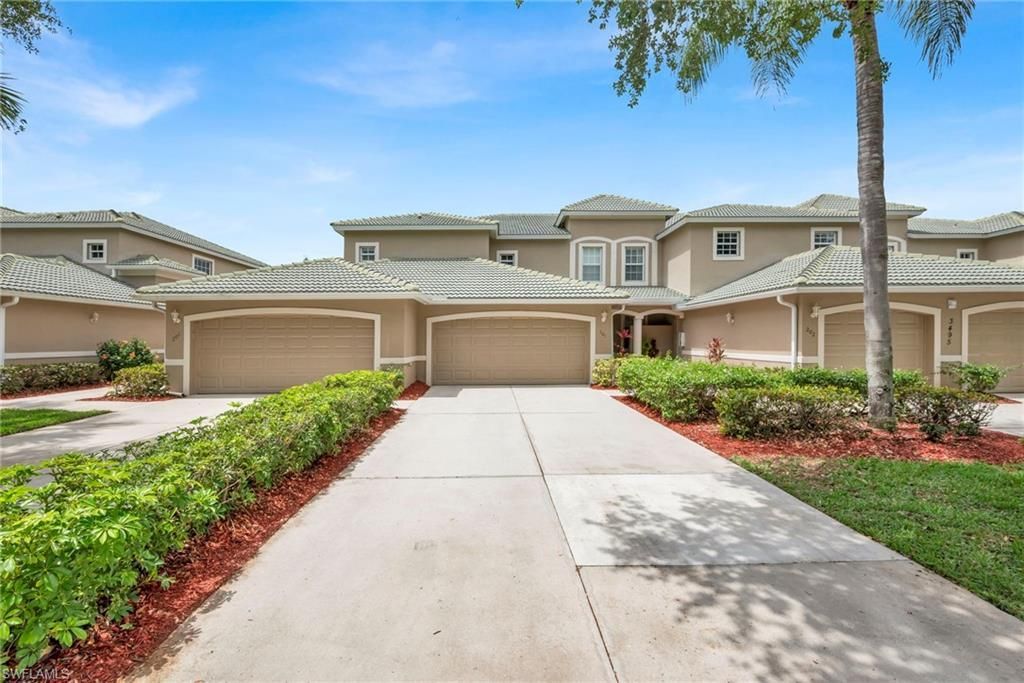 3495 Laurel Greens Ln S, Unit 101, Naples, FL 34119 Photo