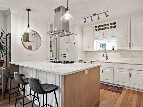 34 Everett Ave, Unit 1, Somerville, MA 02145