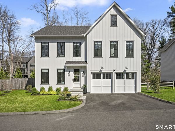 9 White Barns, Unit 9, Norwalk, CT 06851