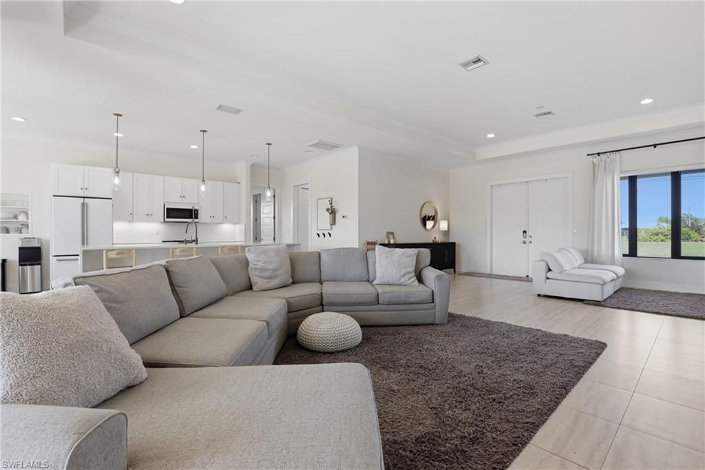 1425 NW 13th Ave, Cape Coral, FL 33993 Photo