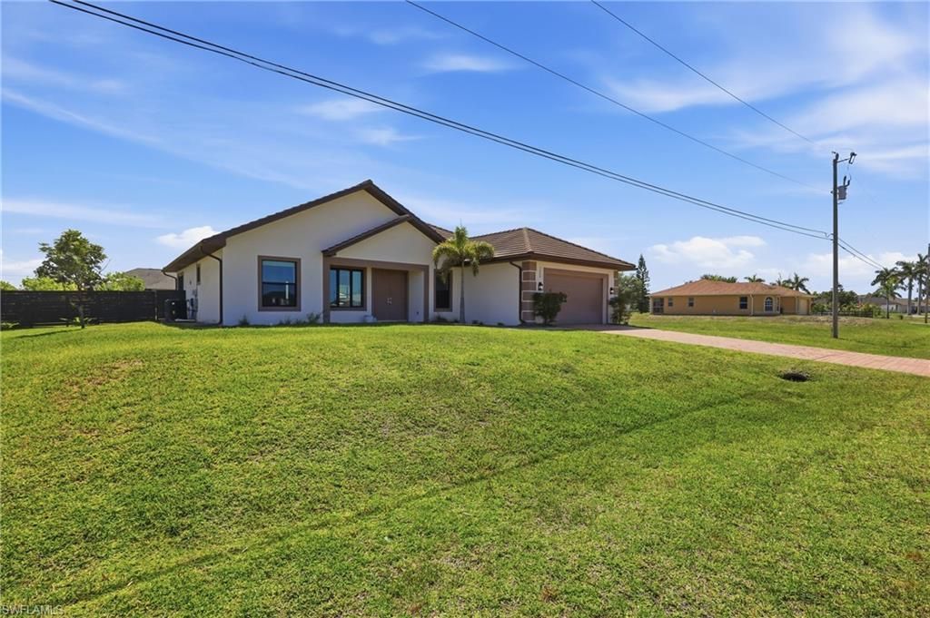 1425 NW 13th Ave, Cape Coral, FL 33993 Photo