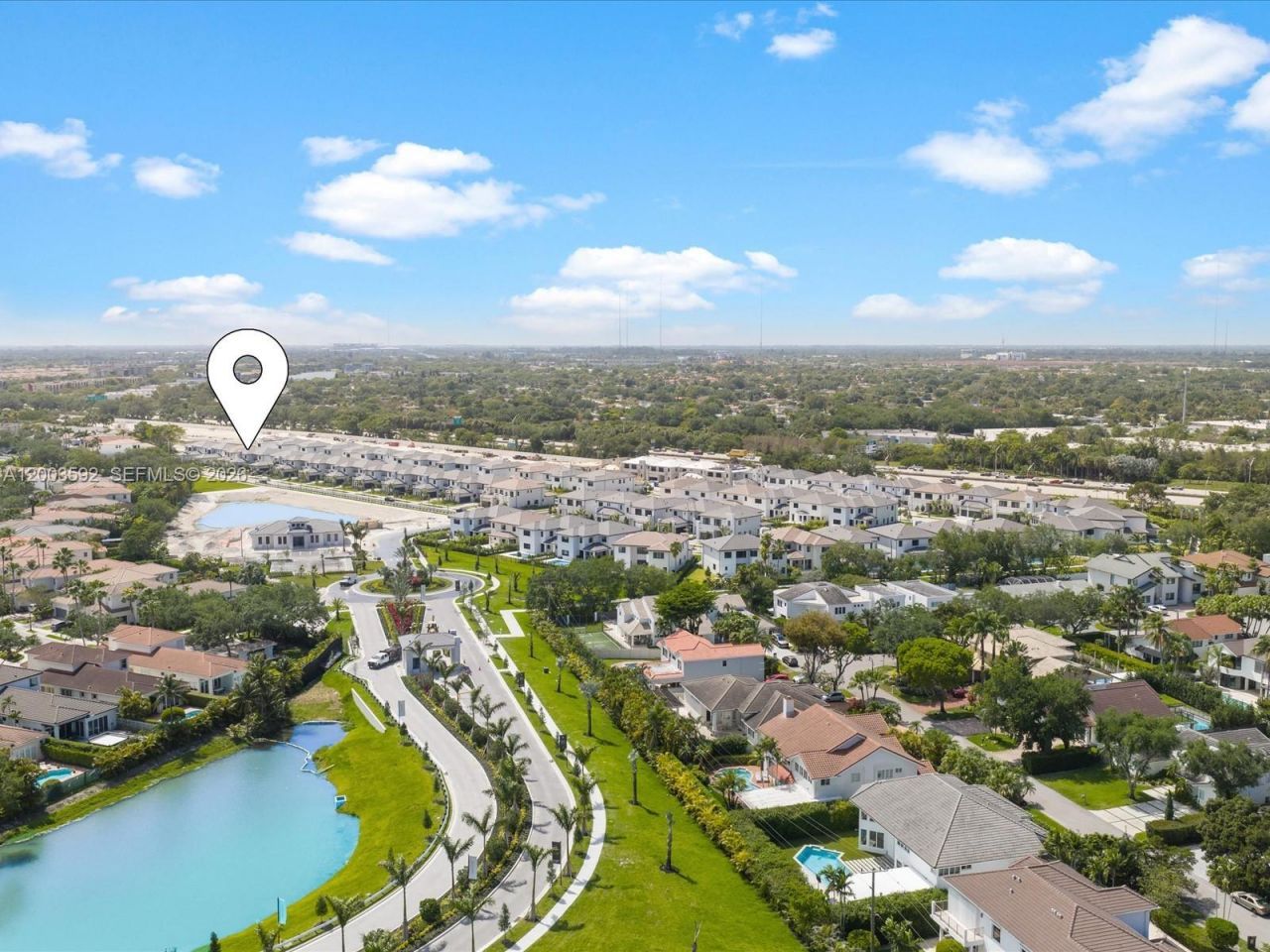 19602 NE 14 Ct, Miami, FL 33179 Photo