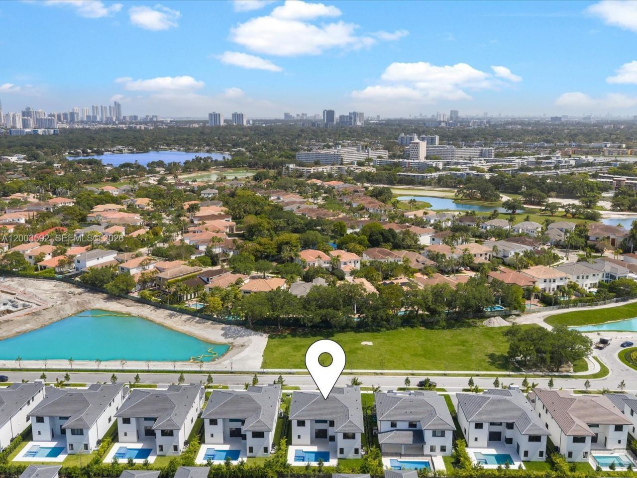 19602 NE 14 Ct, Miami, FL 33179 Photo