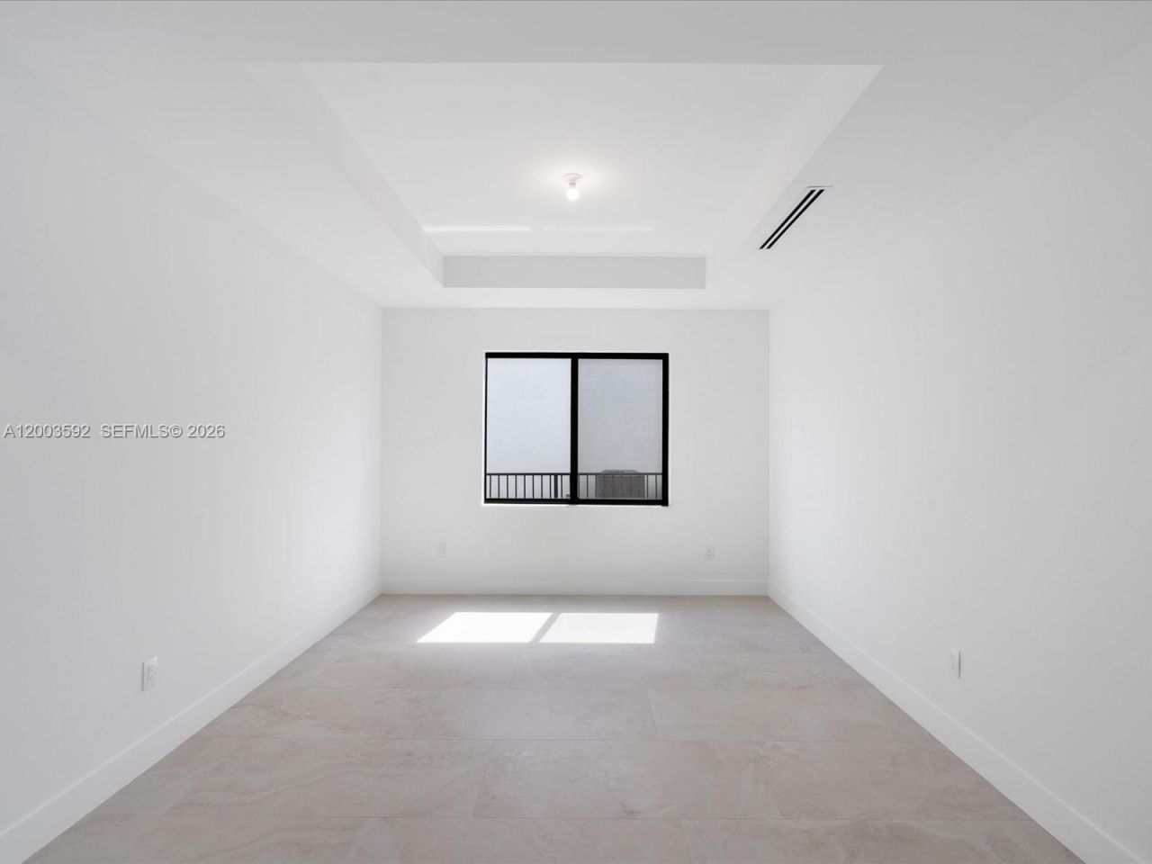 19602 NE 14 Ct, Miami, FL 33179 Photo