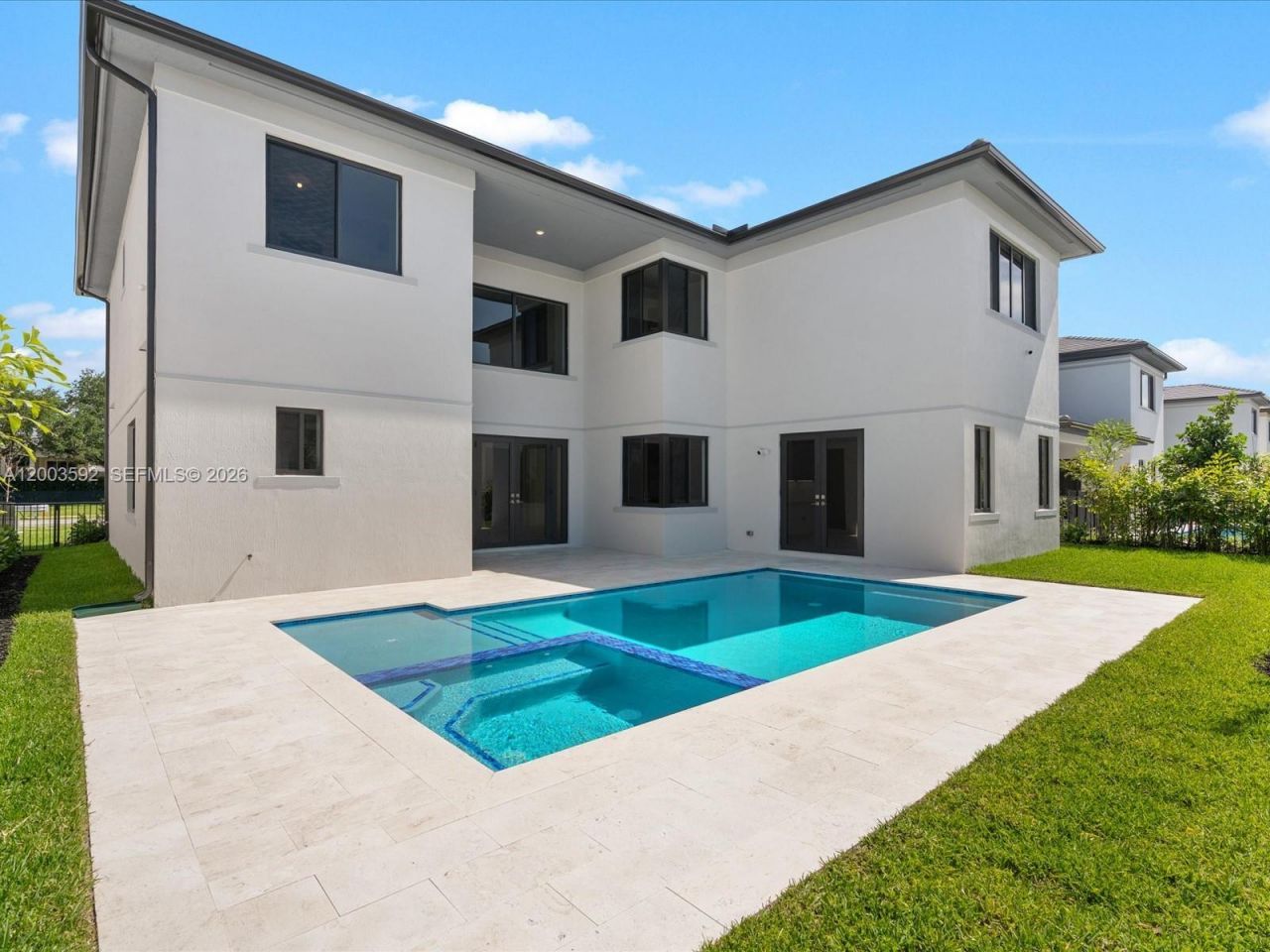 19602 NE 14 Ct, Miami, FL 33179 Photo