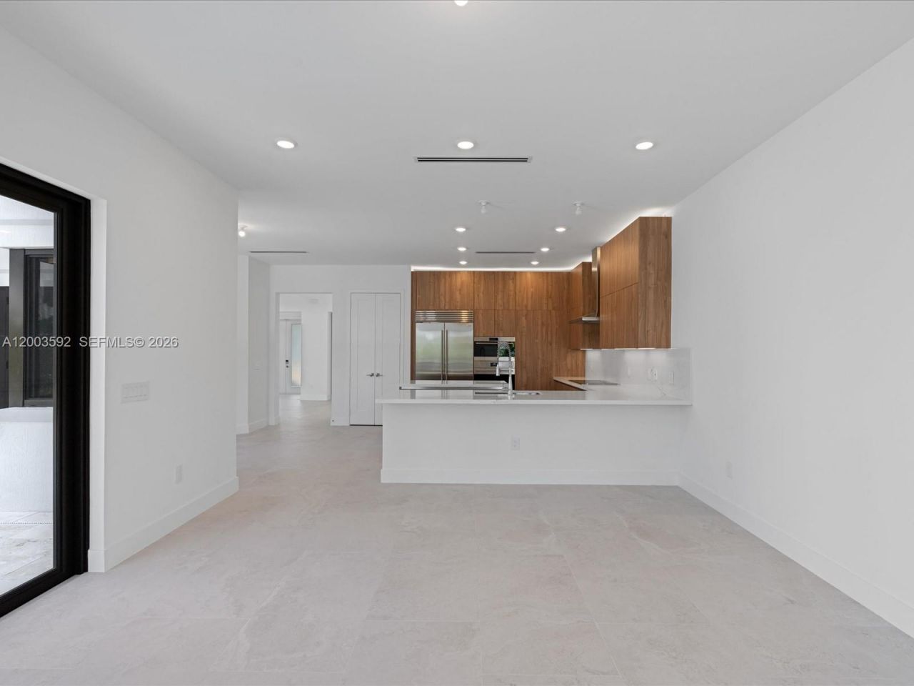19602 NE 14 Ct, Miami, FL 33179 Photo