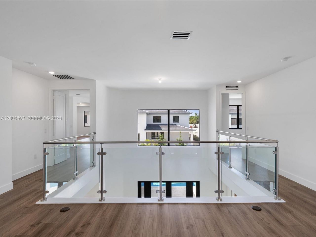 19602 NE 14 Ct, Miami, FL 33179 Photo