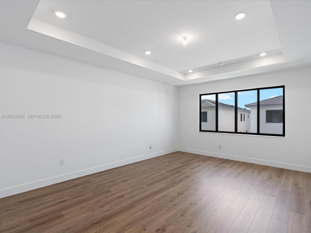 19602 NE 14 Ct, Miami, FL 33179 Photo
