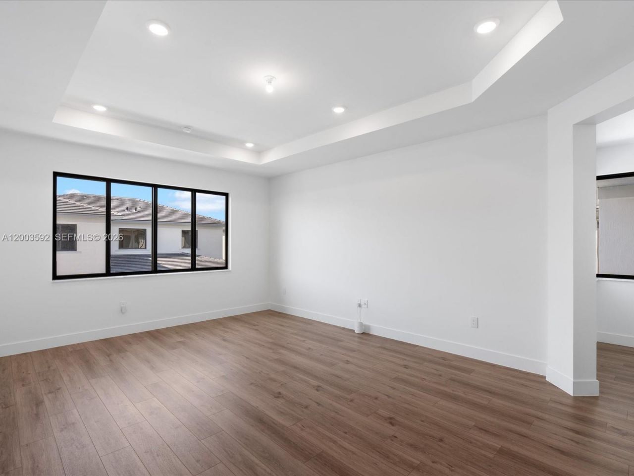 19602 NE 14 Ct, Miami, FL 33179 Photo