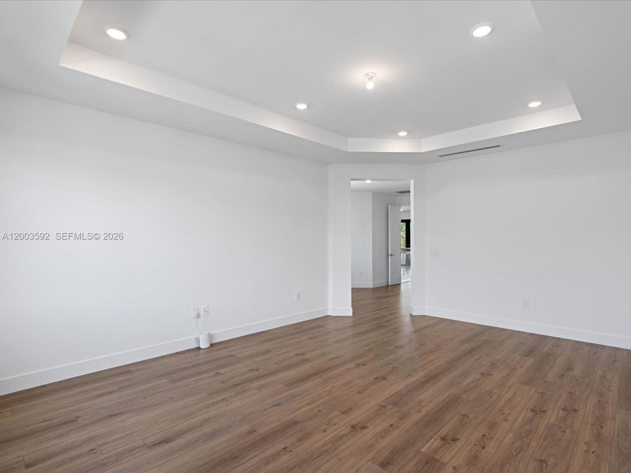 19602 NE 14 Ct, Miami, FL 33179 Photo