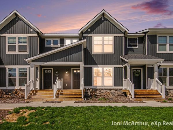 6652 S South Square Lane NE, Unit 49, Rockford, MI 49341