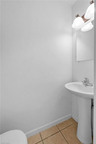 864 Courtington Ln , Unit 3, Fort Myers, FL 33919 Photo