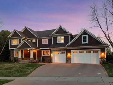 2051 Pinehurst Drive, Chanhassen, MN 55317