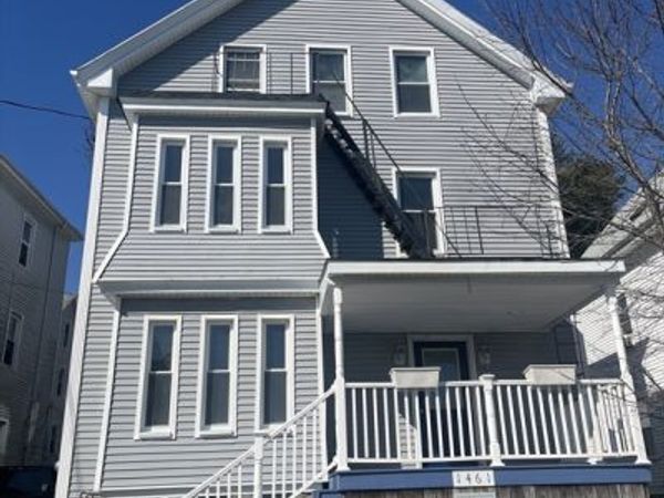 1461 Pleasant St, New Bedford, MA 02740