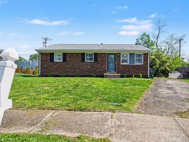 825 Wheatcroft Court, Lexington, KY 40505