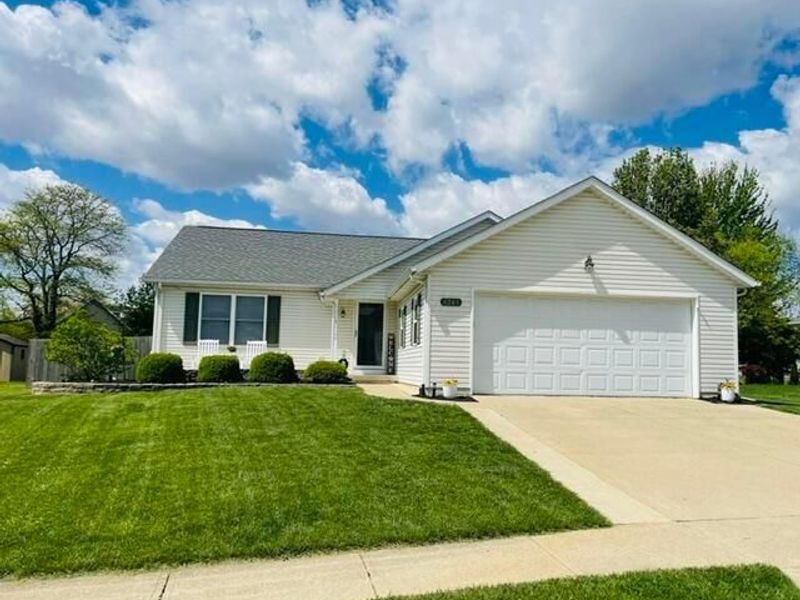 1261 Woodline Drive, Marysville, OH 43040 Photo 2