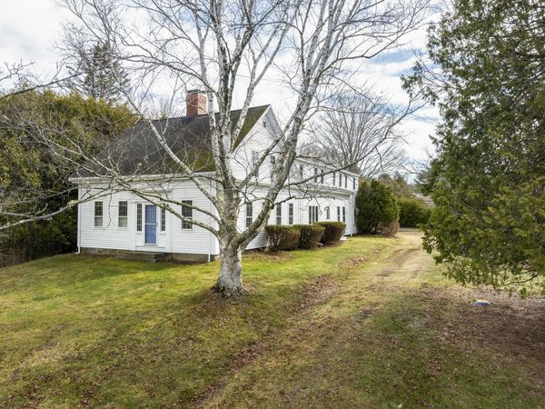 15 High Street , Damariscotta, ME 04543