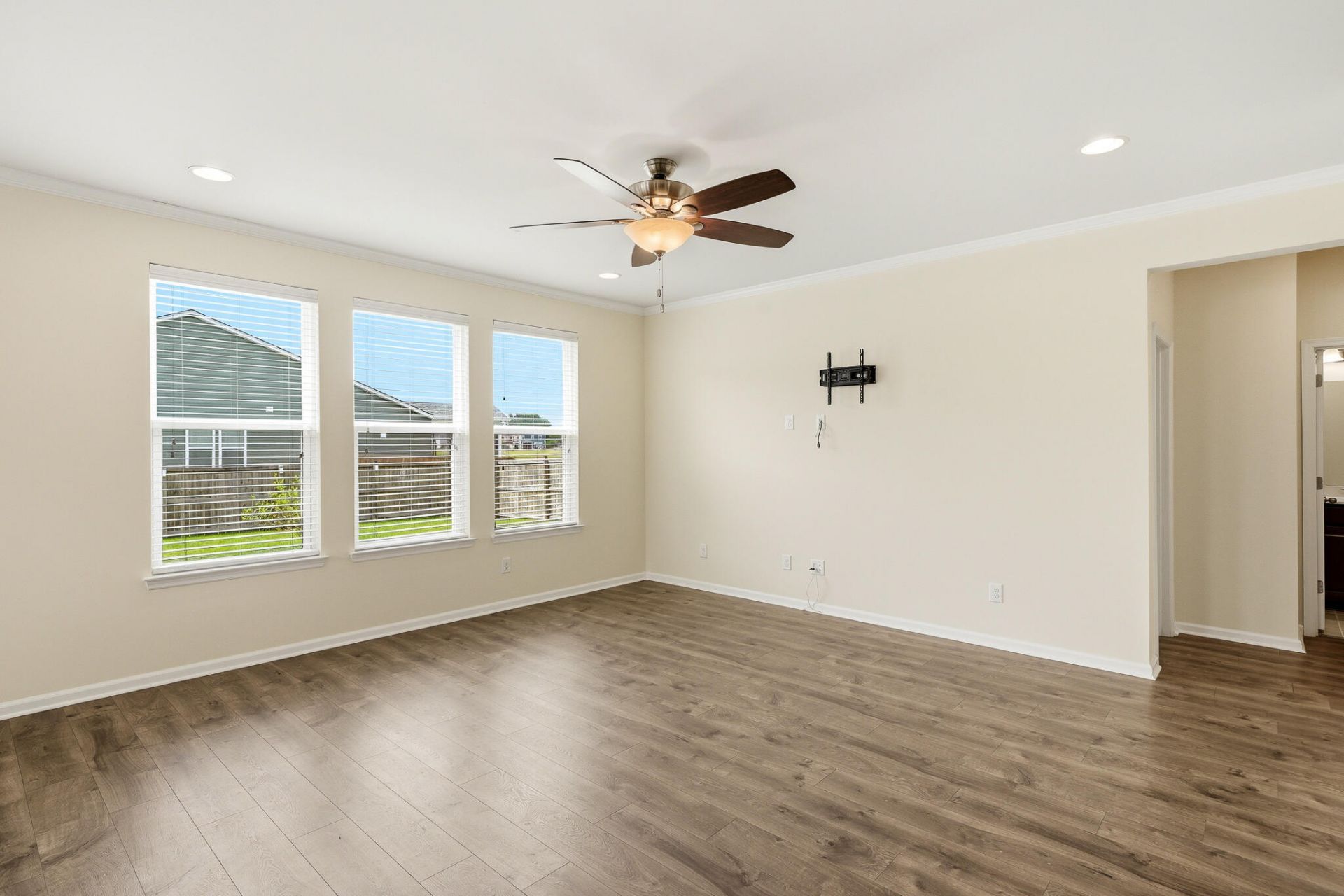 210 Basket Grass Lane Photo 19