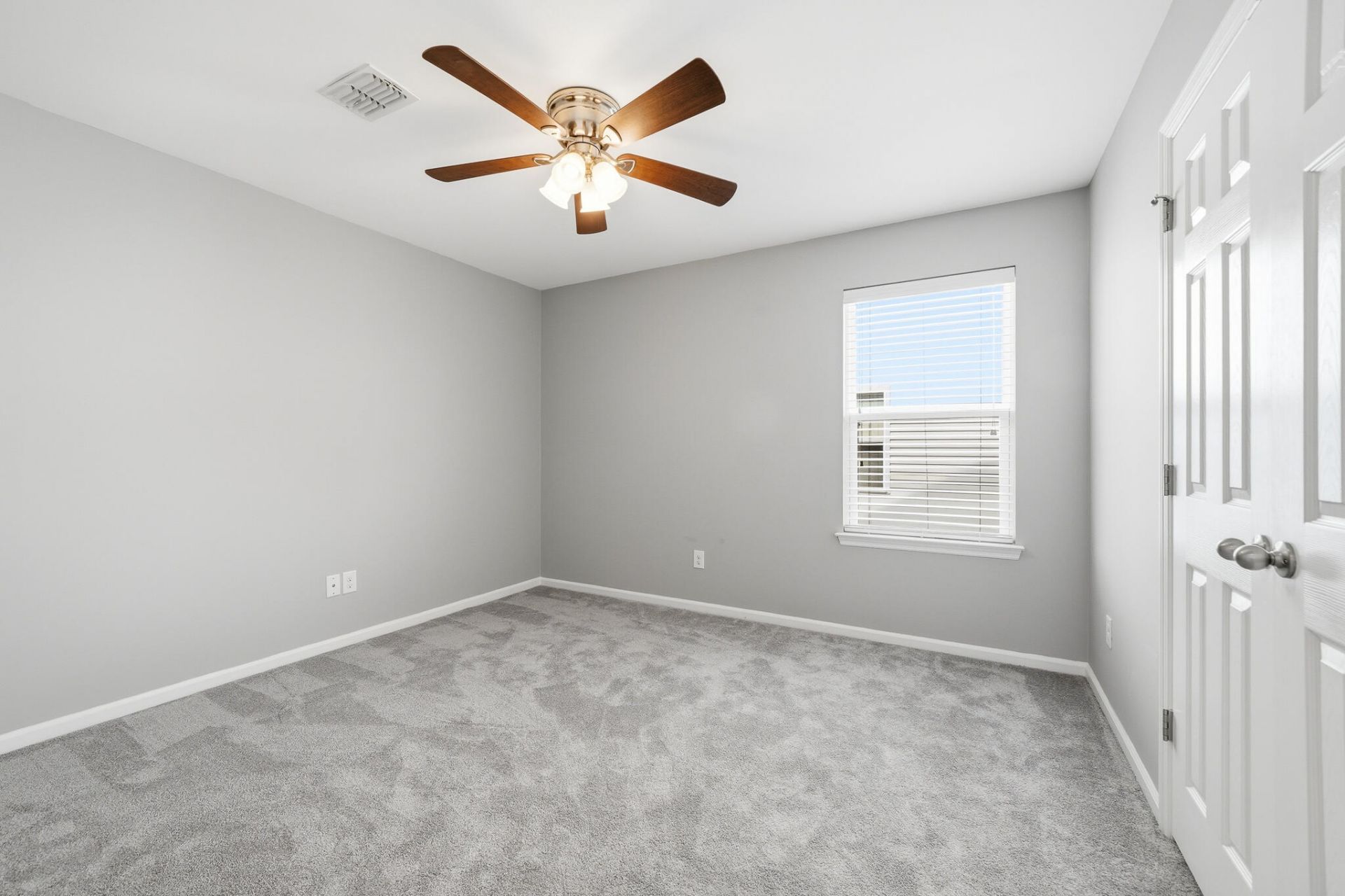 210 Basket Grass Lane Photo 41