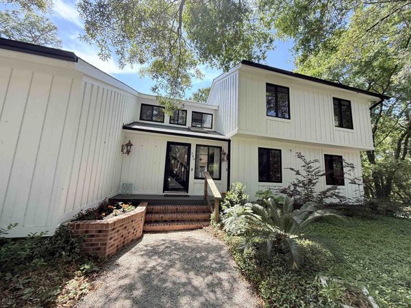 388 Linden Circle, Pawleys Island, SC 29585