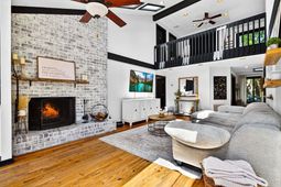 388 Linden Circle  photo 4